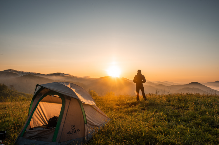 5 Essentials You Need on Your Next Camping Trip